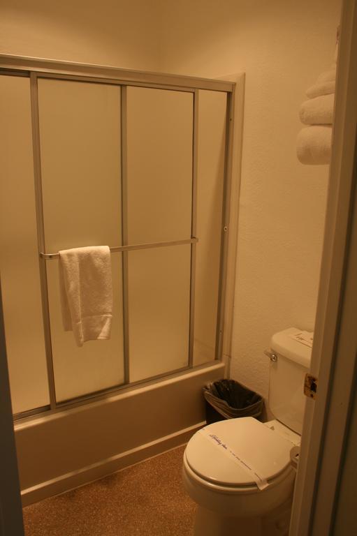 Jnr Hotel Cedarville Kamer foto