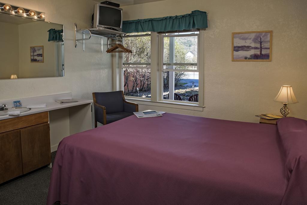 Jnr Hotel Cedarville Buitenkant foto